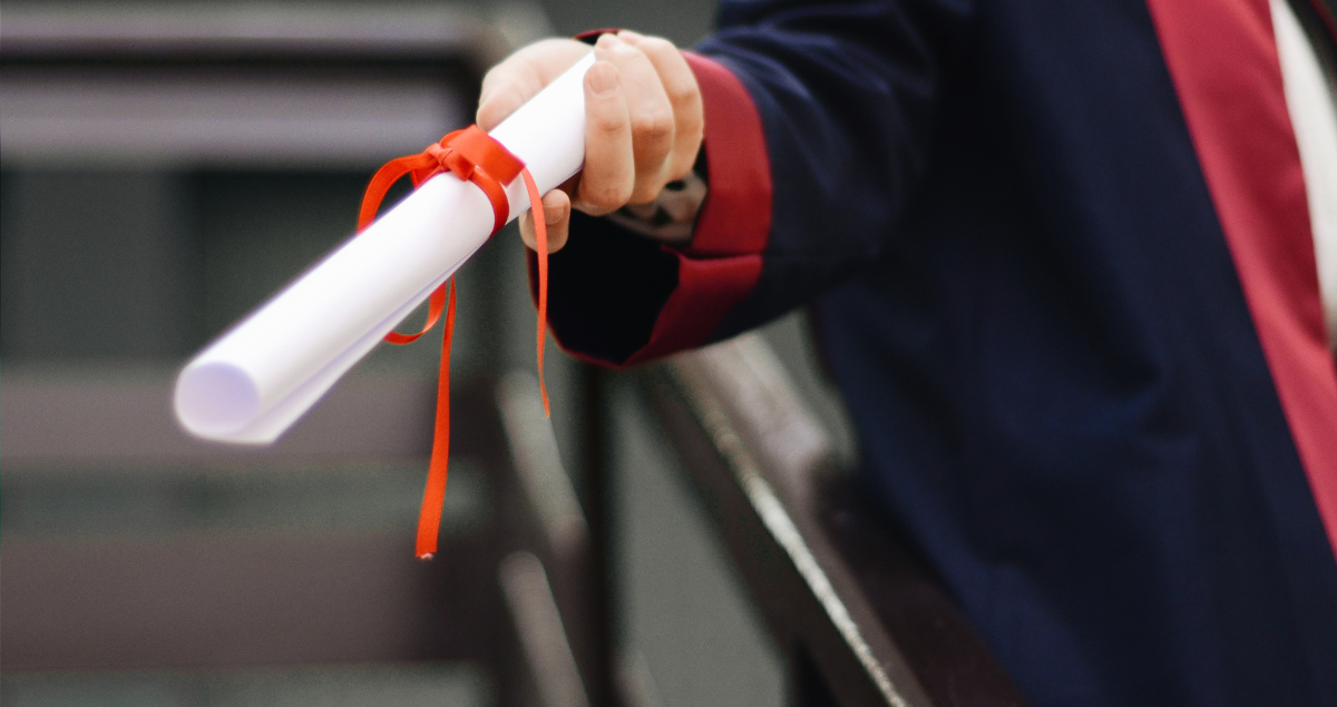 Law Enforcement Families Can Offset Expenses with Scholarships for College