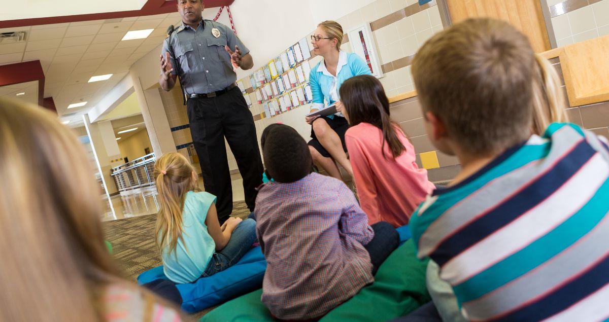 The Role of School Resource Officers | Florida Sheriffs Association